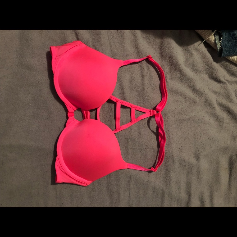 NWOT VS bra